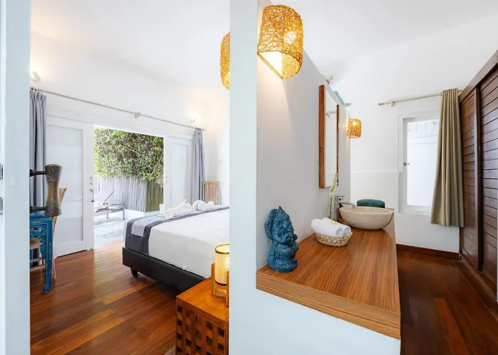 Blue Pearl By Optimum Bali, 10 Mn Walk Oberoi Street *
