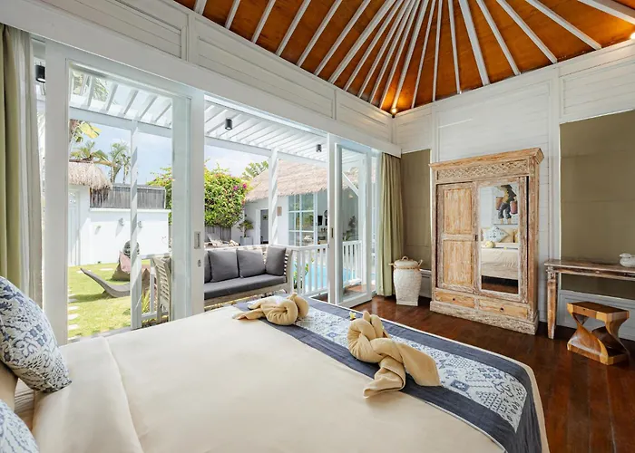 Blue Pearl By Optimum Bali, 10 Mn Walk Oberoi Street Villa *