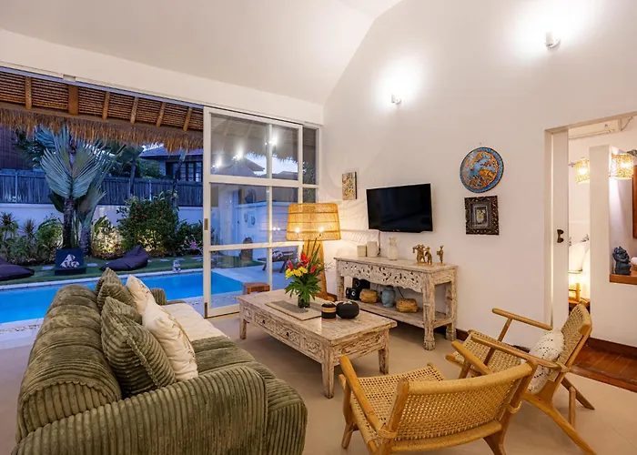 Blue Pearl By Optimum Bali, 10 Mn Walk Oberoi Street *