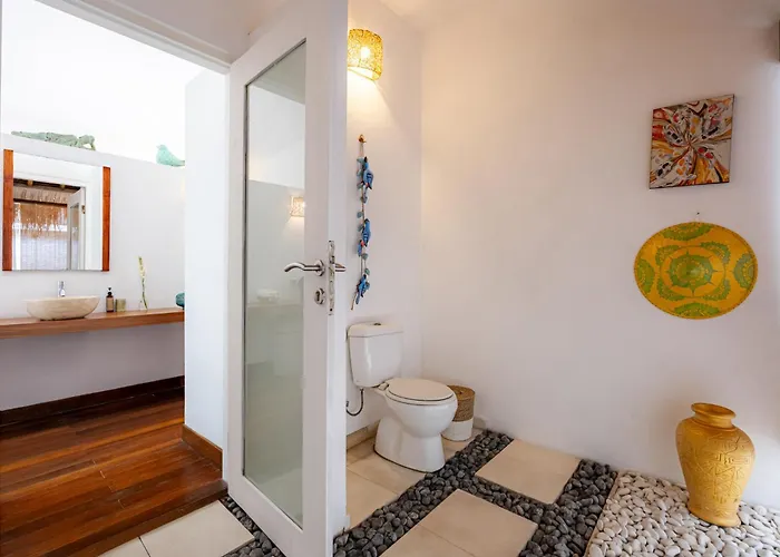 Blue Pearl By Optimum Bali, 10 Mn Walk Oberoi Street *