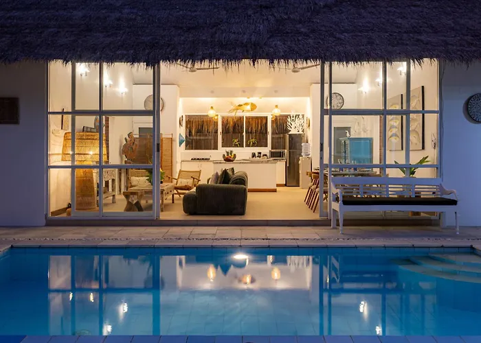 Villa Blue Pearl By Optimum Bali, 10 Mn Walk Oberoi Street Seminyak