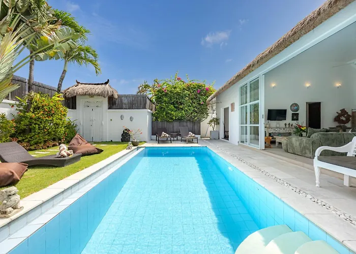 Villa Blue Pearl By Optimum Bali, 10 Mn Walk Oberoi Street *