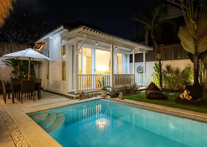 Villa Blue Pearl By Optimum Bali, 10 Mn Walk Oberoi Street *